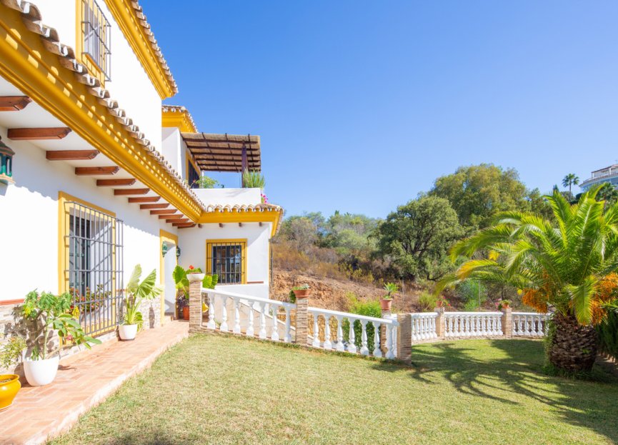 Reventa - House - Detached Villa - Marbella - Elviria