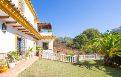 Reventa - House - Detached Villa - Marbella - Elviria