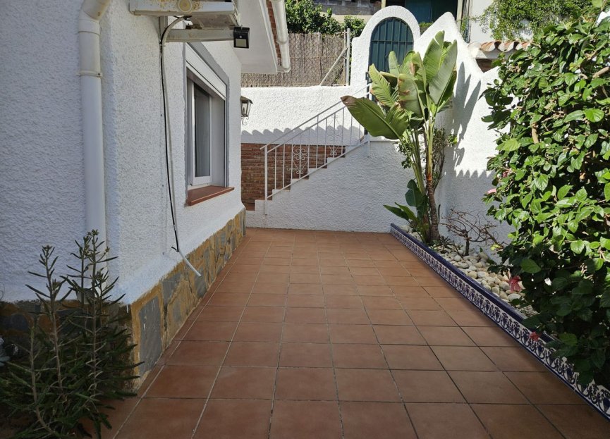 Resale - House - Detached Villa - Benalmádena - Benalmadena Centro