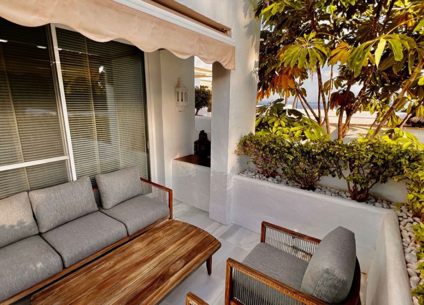 Resale - Apartment - Ground Floor Apartment - Estepona - Estepona Centro