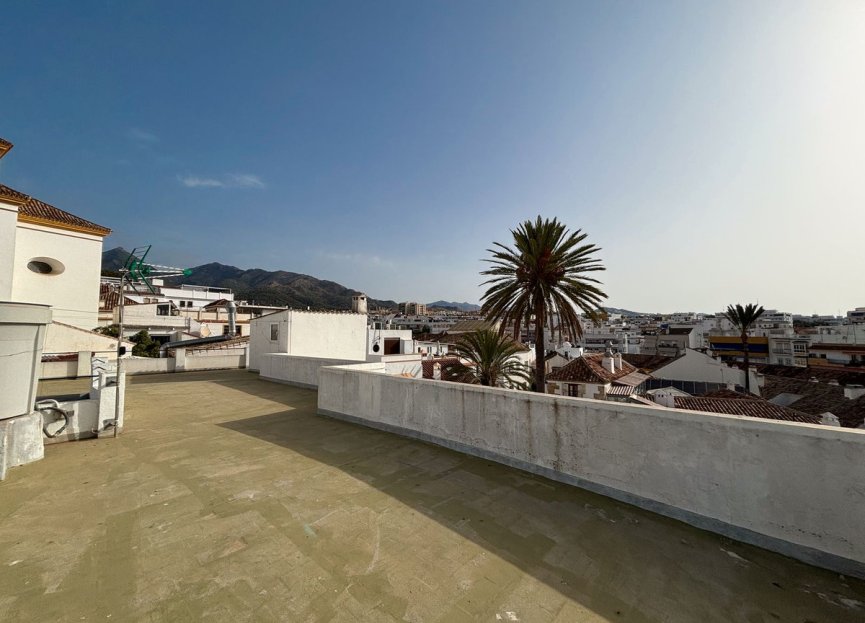 Resale - House - Semi-Detached House - Marbella