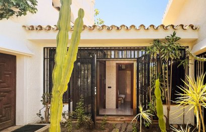 Reventa - House - Detached Villa - Marbella - Marbella Centro