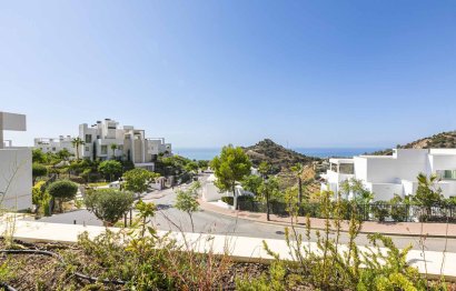 Resale - Apartment - Ground Floor Apartment - Marbella