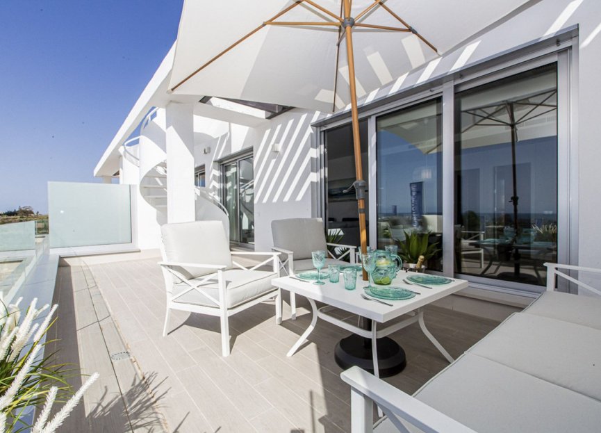 Reventa - Apartment - Penthouse Duplex - Estepona - Cancelada