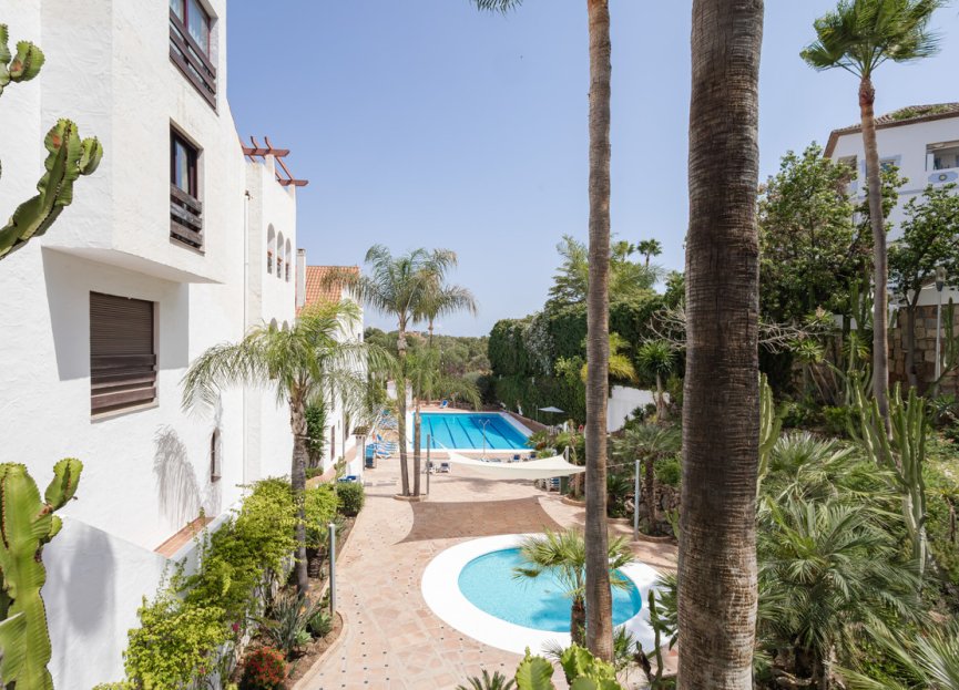 Reventa - Apartment - Middle Floor Apartment - Marbella - Nueva Andalucia