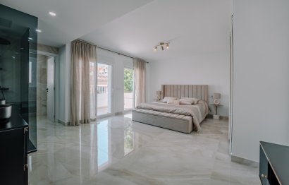 Resale - House - Townhouse - Marbella - Nueva Andalucia