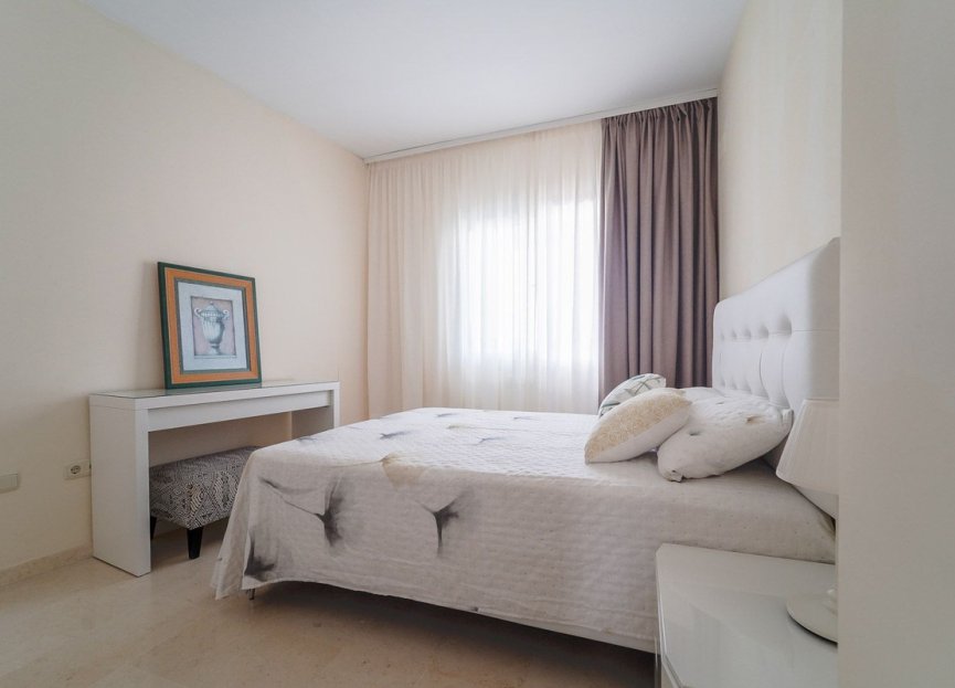 Resale - Apartment - Penthouse - Marbella - Elviria