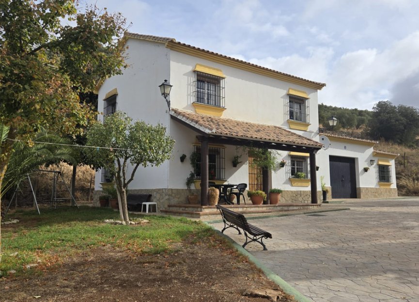 Resale - House - Antequera