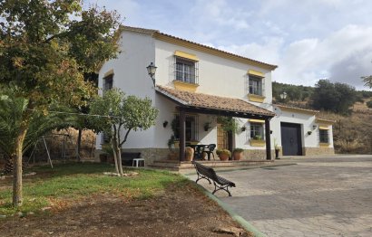 Resale - House - Antequera