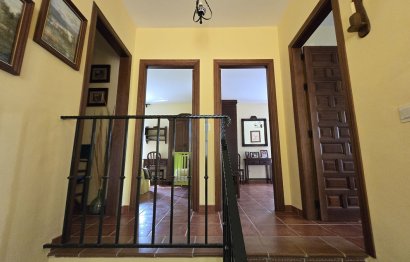 Resale - House - Antequera