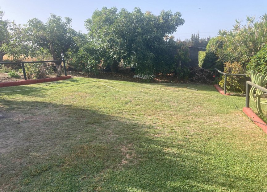 Resale - House - Estepona