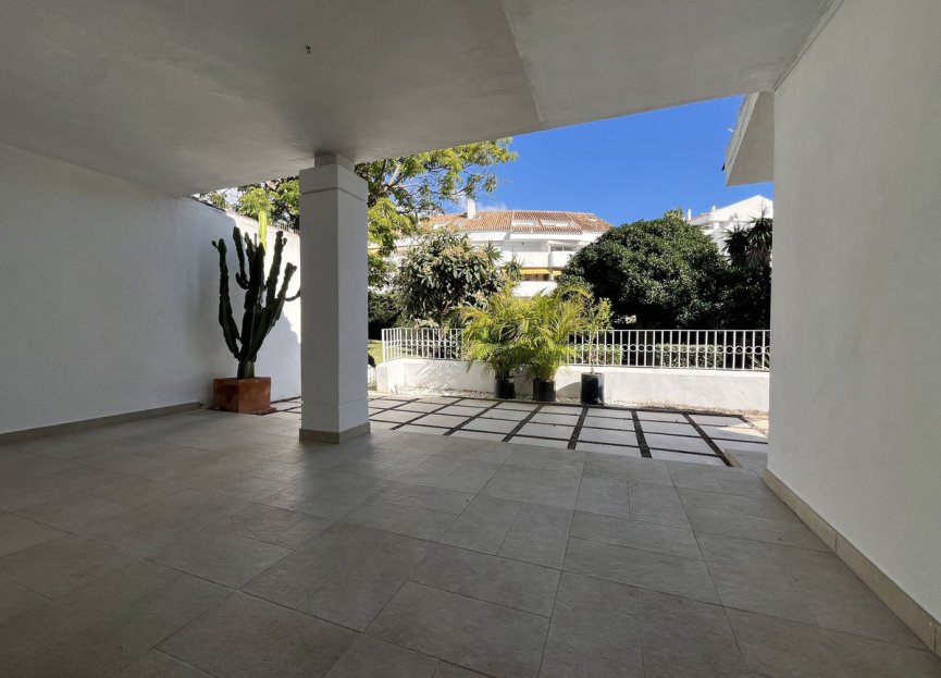 Resale - House - Townhouse - Marbella - Marbella Centro