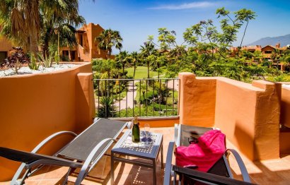 Resale - Apartment - Middle Floor Apartment - Estepona - New Golden Mile