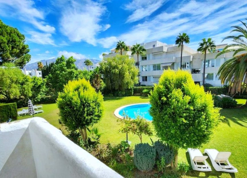 Resale - Apartment - Duplex - Marbella - Nueva Andalucia