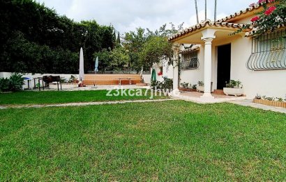 Resale - House - Finca - Cortijo - Estepona - Estepona Centro