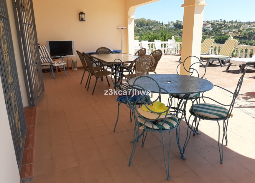 Resale - House - Finca - Cortijo - Estepona - Estepona Centro