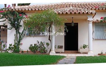 Resale - House - Finca - Cortijo - Estepona - Estepona Centro