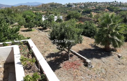 Resale - House - Finca - Cortijo - Estepona - Estepona Centro