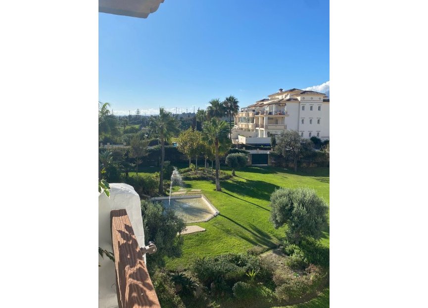 Resale - Apartment - Penthouse - Estepona - Estepona Centro