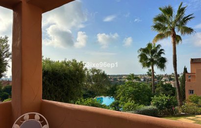 Resale - Apartment - Ground Floor Apartment - Marbella - Elviria