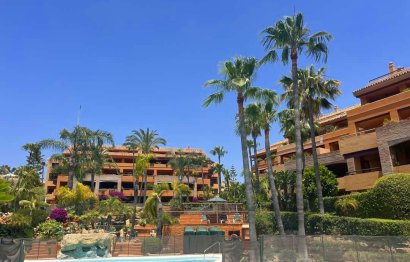 Resale - Apartment - Middle Floor Apartment - Marbella - Bahía de Marbella