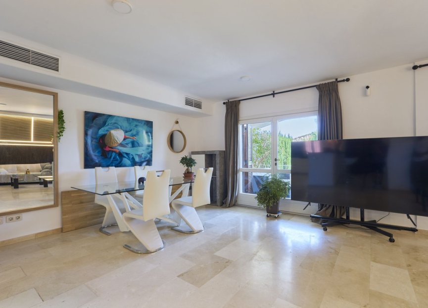 Resale - House - Semi-Detached House - Marbella - The Golden Mile