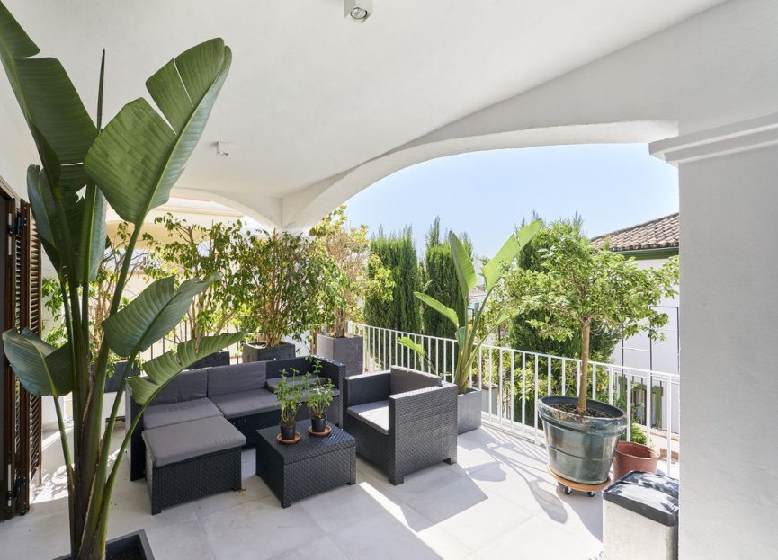 Resale - House - Semi-Detached House - Marbella - The Golden Mile