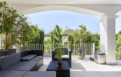 Resale - House - Semi-Detached House - Marbella - The Golden Mile