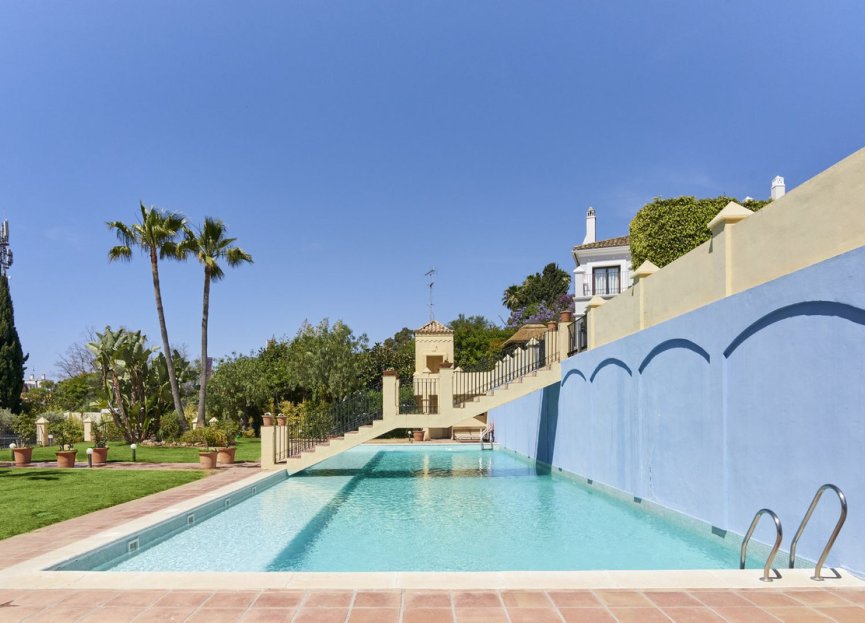 Resale - House - Semi-Detached House - Marbella - The Golden Mile