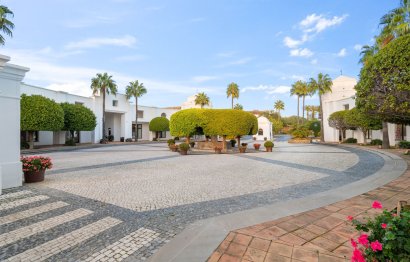 Resale - House - Semi-Detached House - Casares - Casares Centro