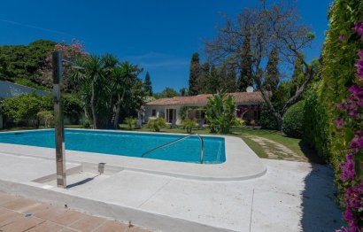 Resale - House - Detached Villa - Marbella - Cortijo Blanco