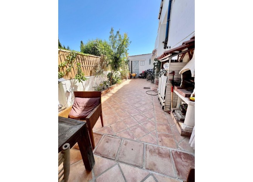 Resale - House - Semi-Detached House - Marbella - Nagüeles