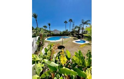 Resale - House - Semi-Detached House - Marbella - Nagüeles