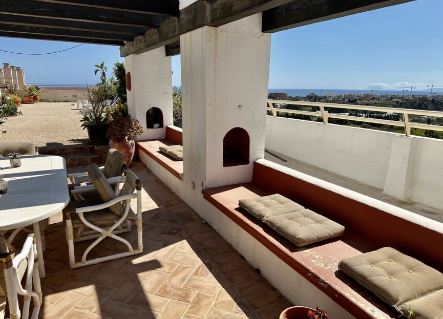 Resale - Apartment - Penthouse - Estepona - Estepona Centro