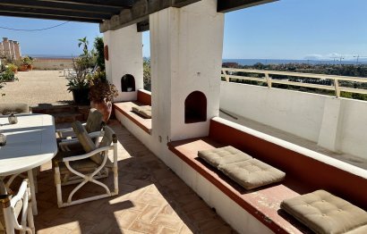 Resale - Apartment - Penthouse - Estepona - Estepona Centro