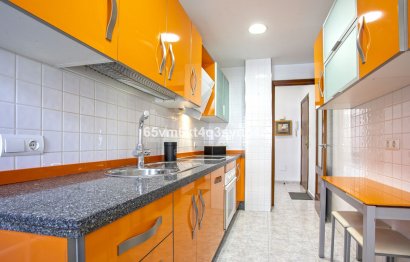 Resale - Apartment - Middle Floor Apartment - Fuengirola - Fuengirola Centro