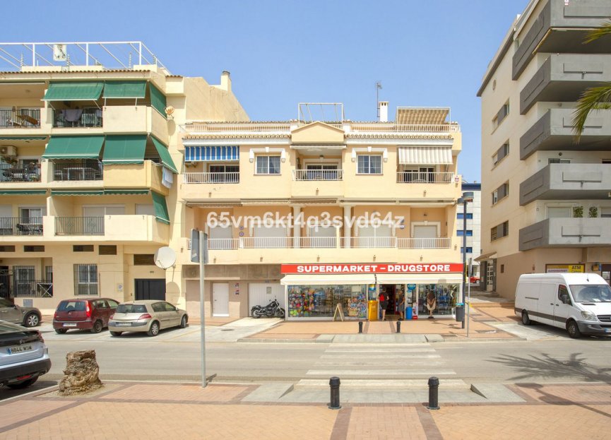 Resale - Apartment - Middle Floor Apartment - Fuengirola - Fuengirola Centro