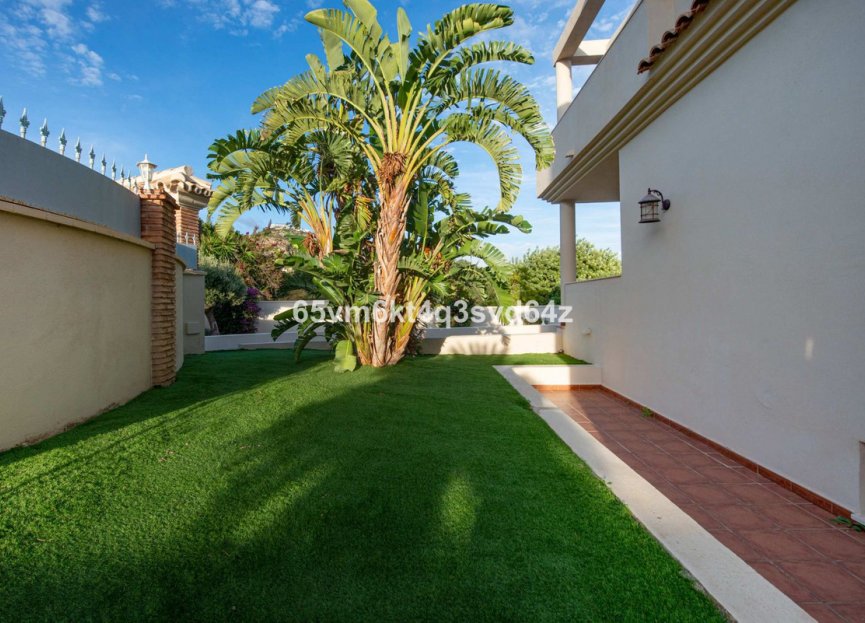 Resale - House - Detached Villa - Benalmádena - Benalmadena Pueblo