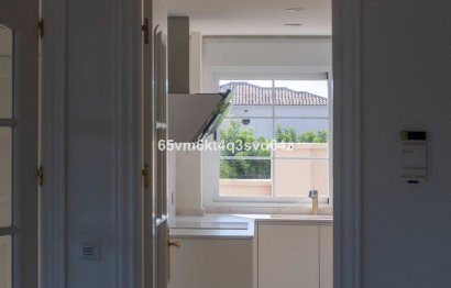 Resale - House - Detached Villa - Benalmádena - Benalmadena Pueblo