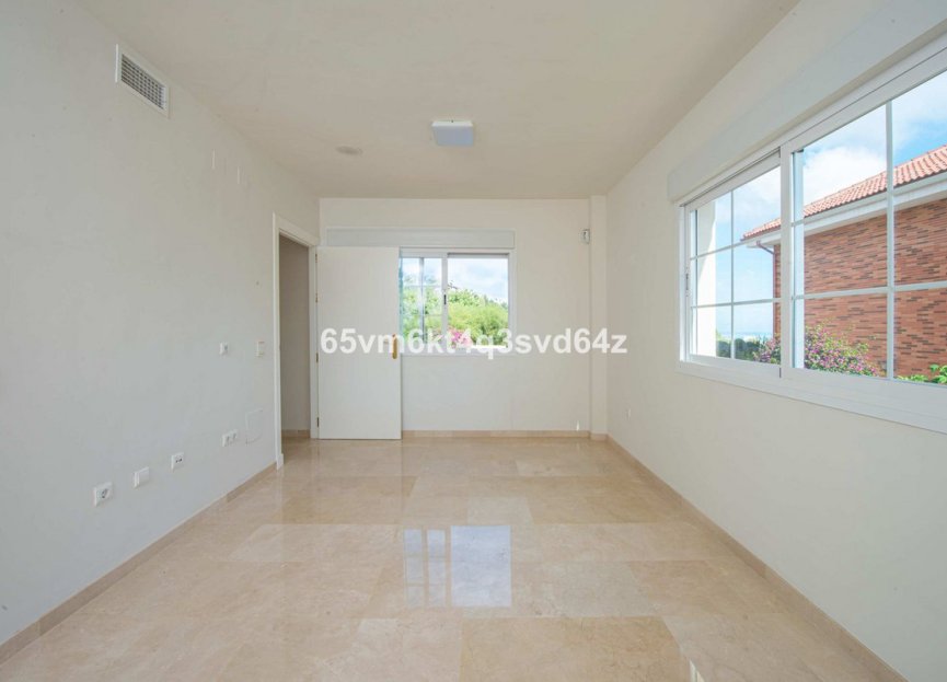 Resale - House - Detached Villa - Benalmádena - Benalmadena Pueblo