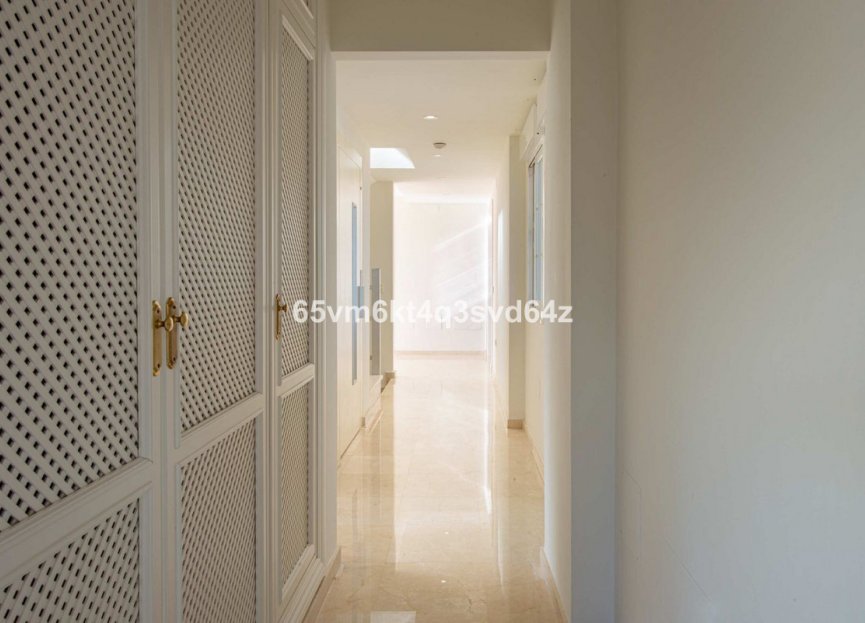 Resale - House - Detached Villa - Benalmádena - Benalmadena Pueblo