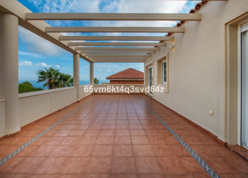 Resale - House - Detached Villa - Benalmádena - Benalmadena Pueblo