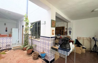 Resale - House - Townhouse - Estepona - Estepona Centro