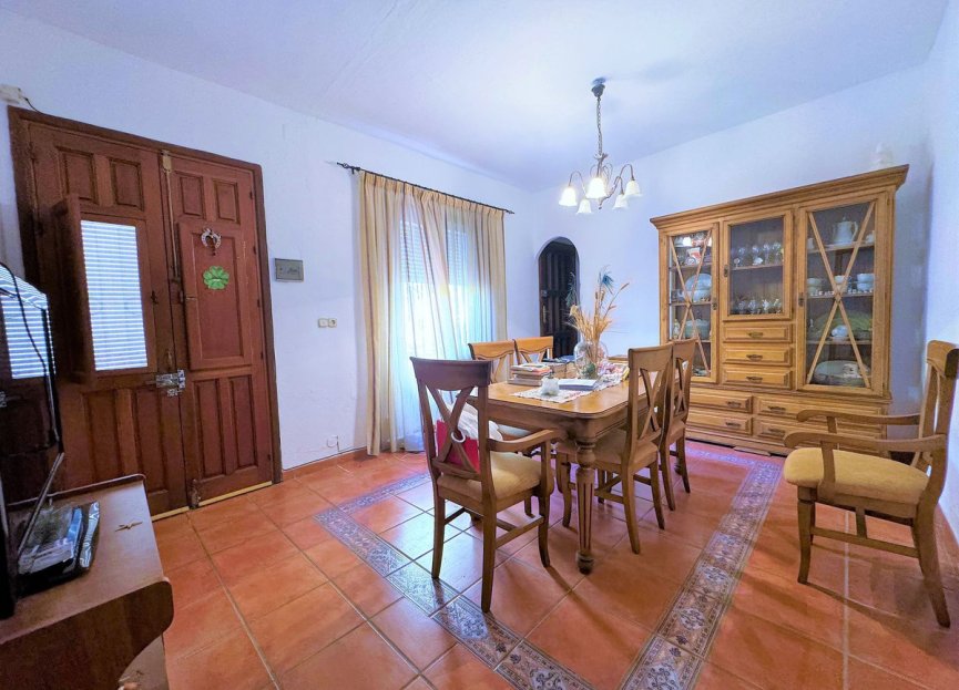 Resale - House - Townhouse - Estepona - Estepona Centro