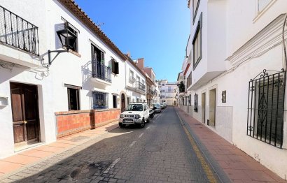 Resale - House - Townhouse - Estepona - Estepona Centro