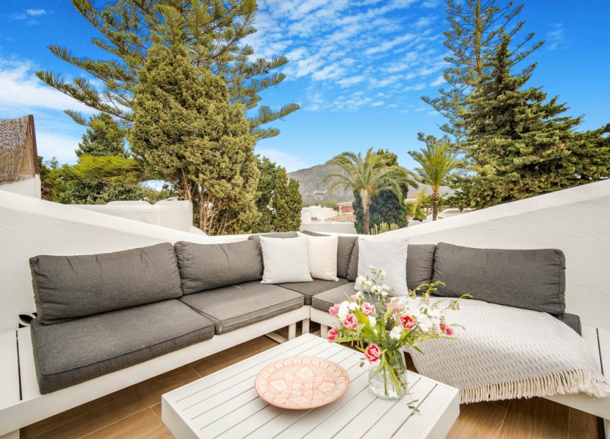 Resale - Apartment - Penthouse - Marbella - Nueva Andalucia