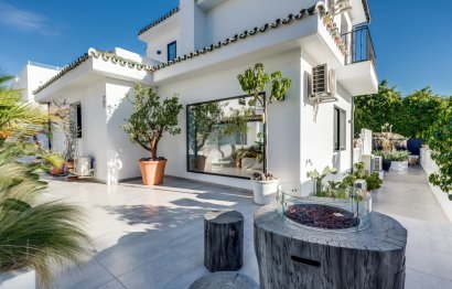 Reventa - House - Detached Villa - Marbella - Nueva Andalucia