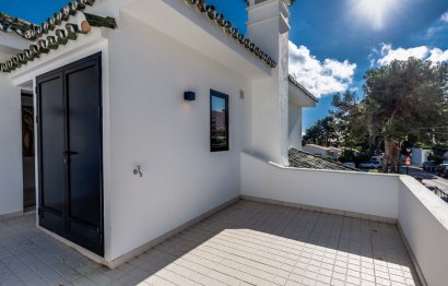 Reventa - House - Detached Villa - Marbella - Nueva Andalucia