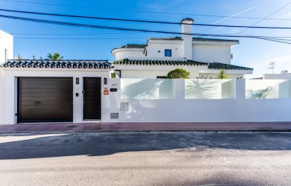 Reventa - House - Detached Villa - Marbella - Nueva Andalucia