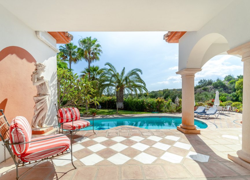 Resale - House - Detached Villa - Marbella - El Rosario